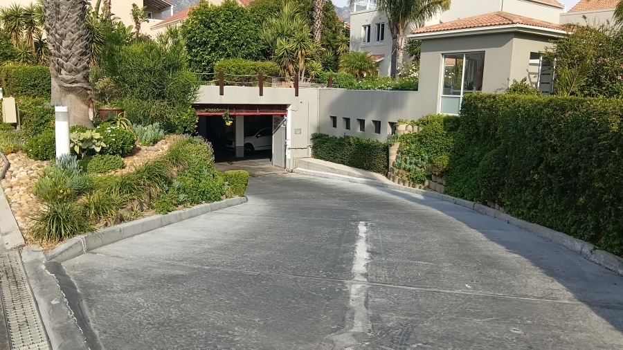 3 Bedroom Property for Sale in Harbour Island Western Cape